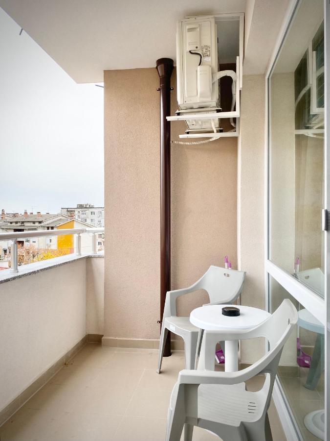 Art Apartment For 4 People Free Parking & Wifi Sztara Zagora Kültér fotó