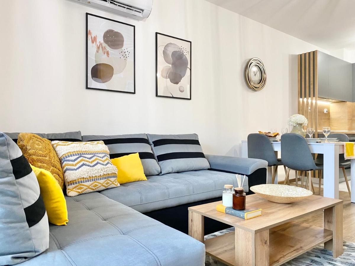 Art Apartment For 4 People Free Parking & Wifi Sztara Zagora Kültér fotó
